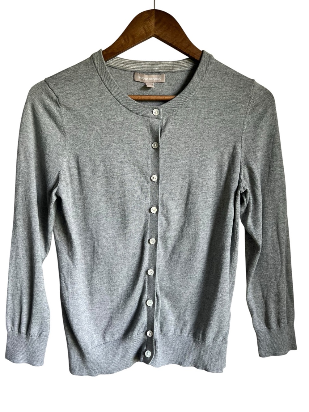 Banana Republic Silk Blend Cardigan Womens M Gray Button Front Layering Classic